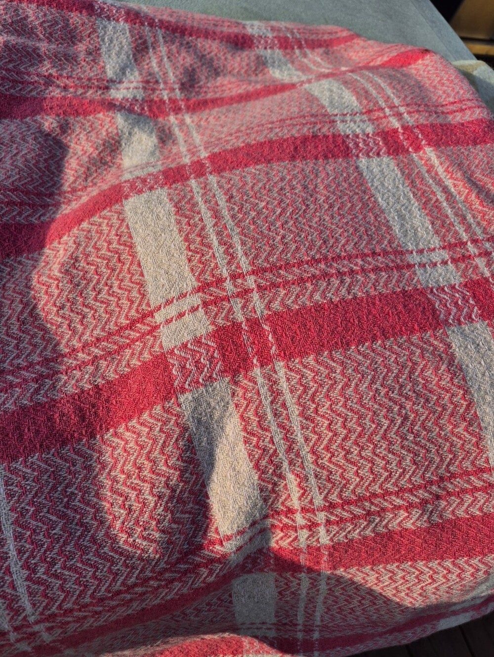 Pink And Cream Plaid Vintage Wool Blanket Full Size - Picture 2 of 6